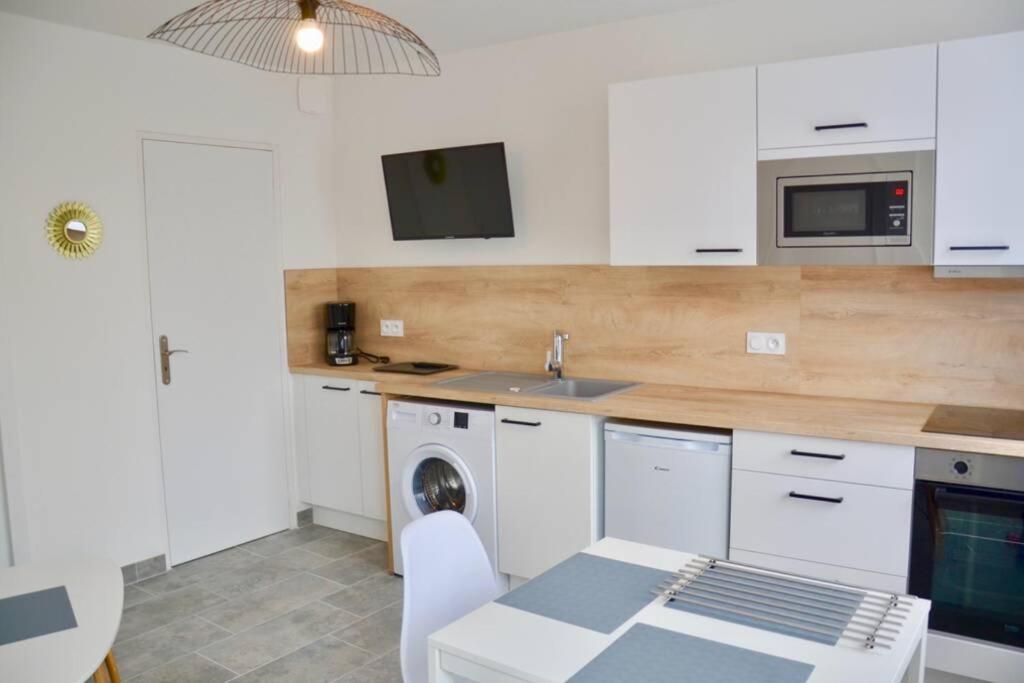 Les Forges 2 Pieces Rdc Apartment Avoine Exterior photo